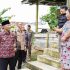 Permalink to Amir dan Istri Bahagia Dibangun Rumah Layak Huni oleh Pj Bupati Apriyadi