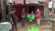 Permalink to Kades Sungai Cambai Bagikan Paket Sembako Dor To Door