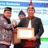 Permalink to BUPATI OKU SELATAN TERIMA SERTIFIKAT ELIMINASI MALARIA DARI KEMENKES RI PADA PUNCAK HMS TAHUN 2023 DI IKN KALIMANTAN TIMUR